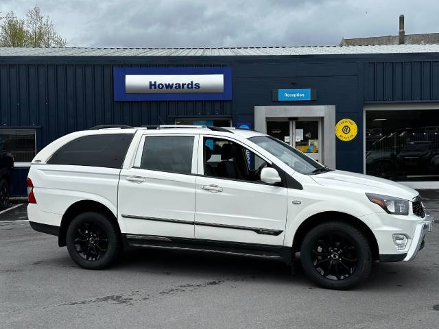 SsangYong Musso 2.2 Pick up EX 4dr Auto 4WD Pick Up Diesel White