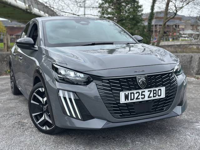 2025 Peugeot 208 1.2 Hybrid 145 GT 5dr e-DSC6