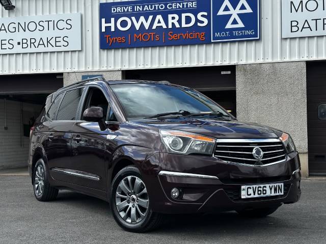 SsangYong Turismo 2.2 ELX 5dr Tip Auto 4WD MPV Diesel Red