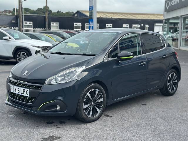 2016 Peugeot 208 1.2 PureTech 82 Allure 5dr