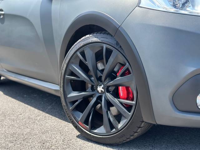 2017 Peugeot 208 1.6 THP GTi by Peugeot Sport 3dr